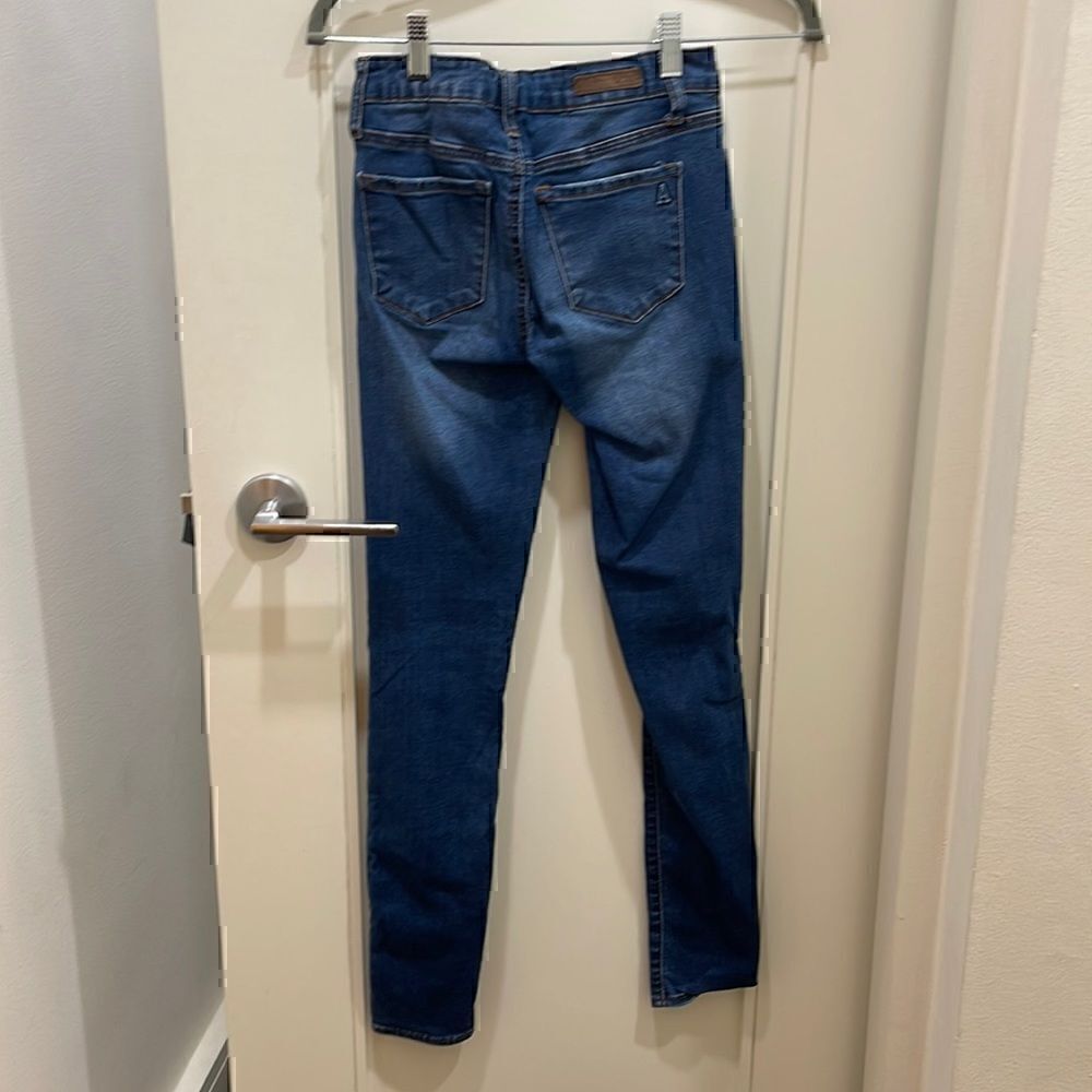 Article of society ripped Skinny Jeans - Size 24 - Picture 2 of 8